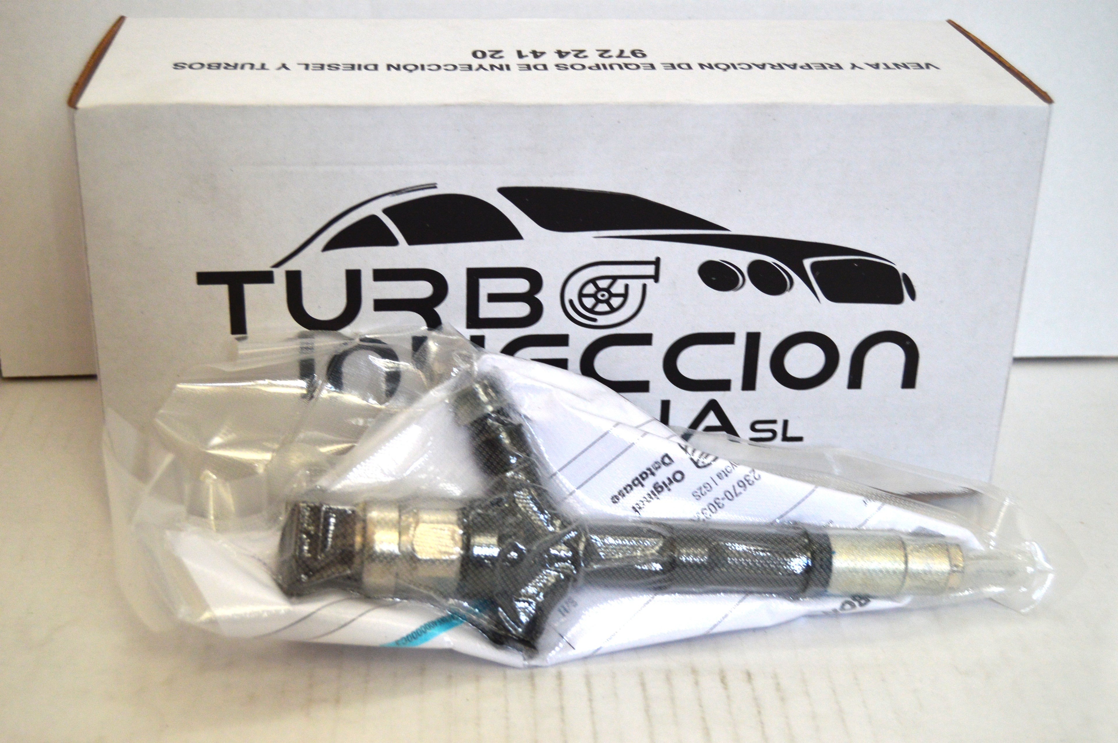 INYECTOR DENSO 23670‑30320 - REMAN