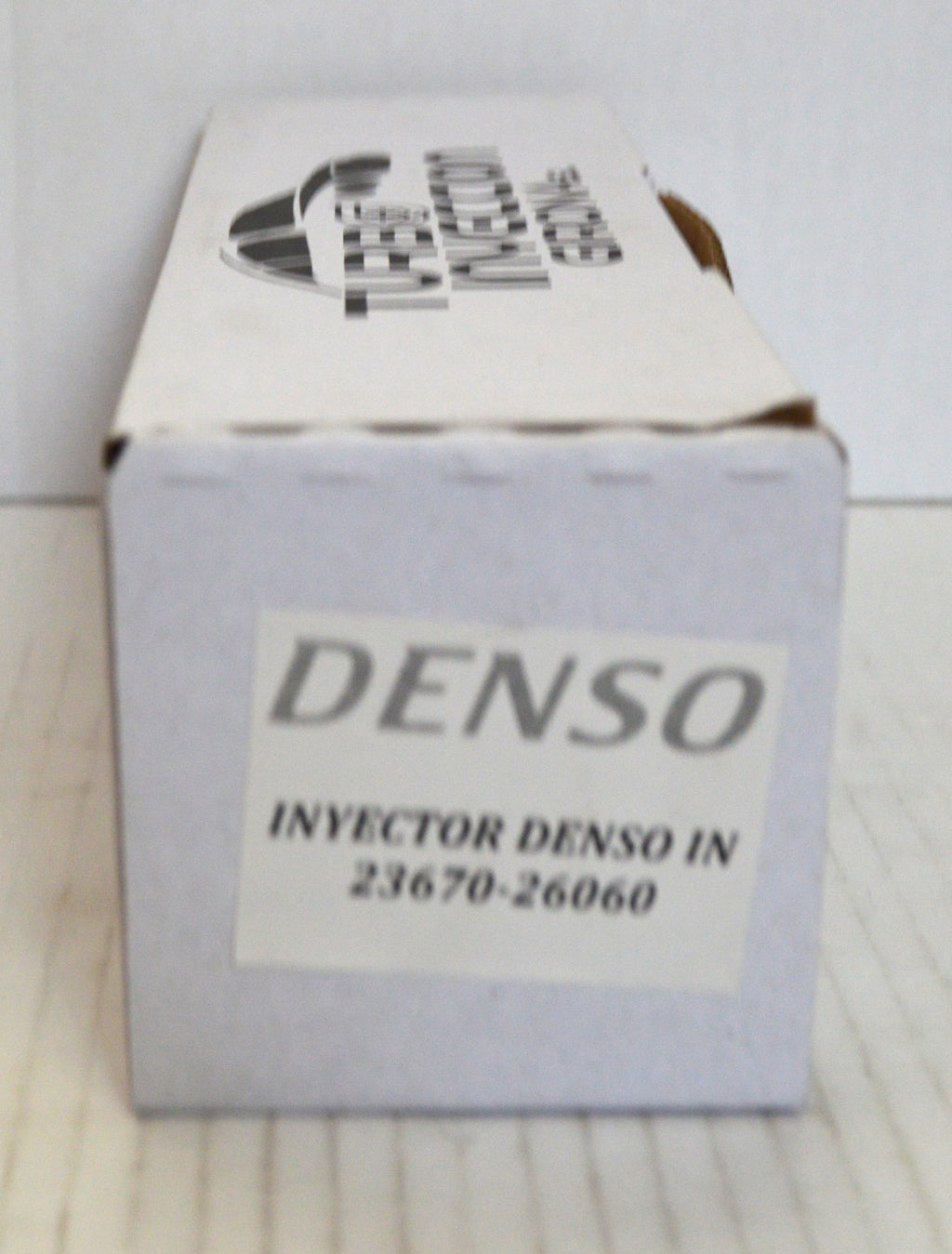 INYECTOR DENSO 23670-26060 - REMAN