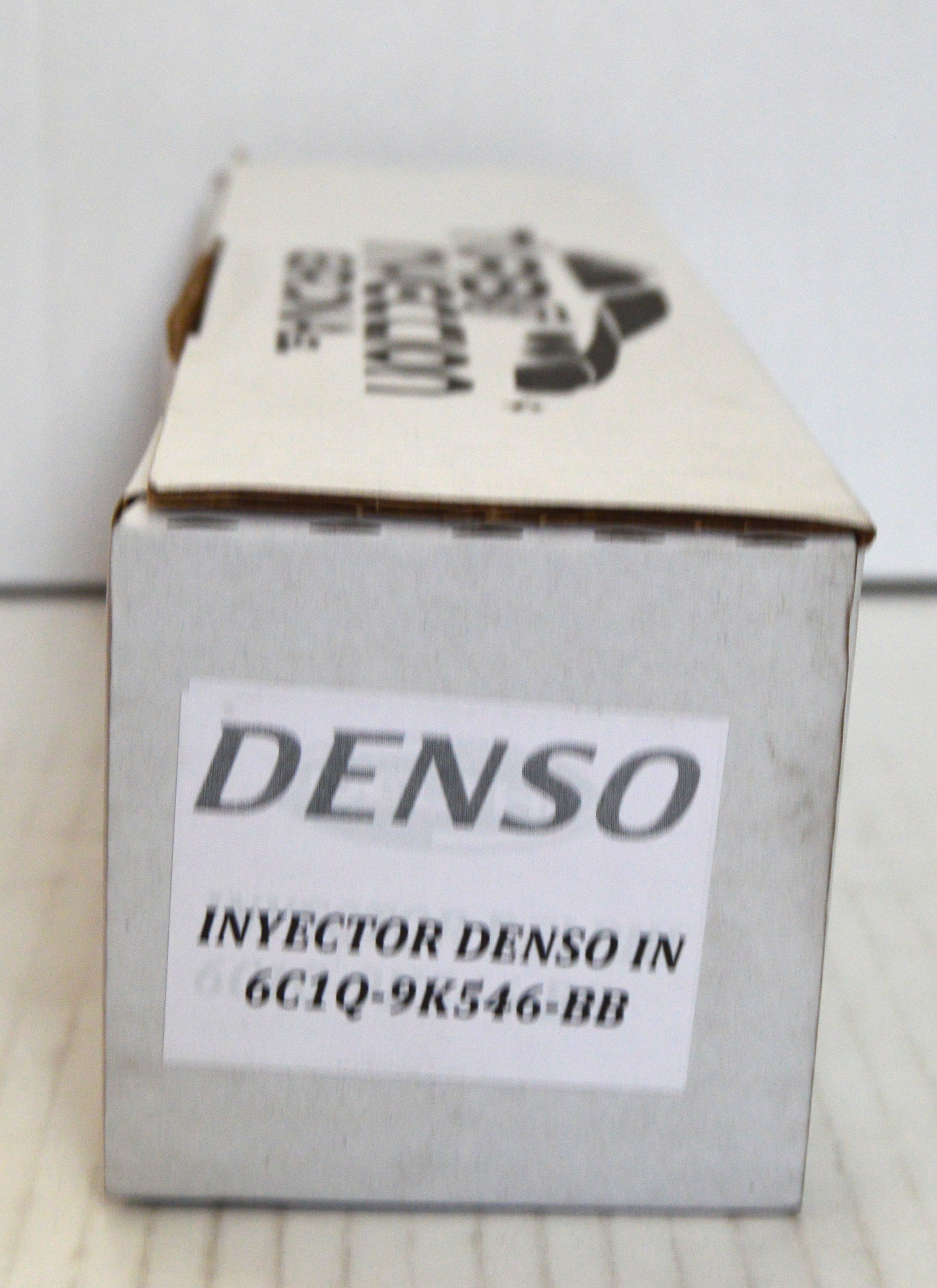 INYECTOR DENSO 6C1Q-9K546-BB - REMAN