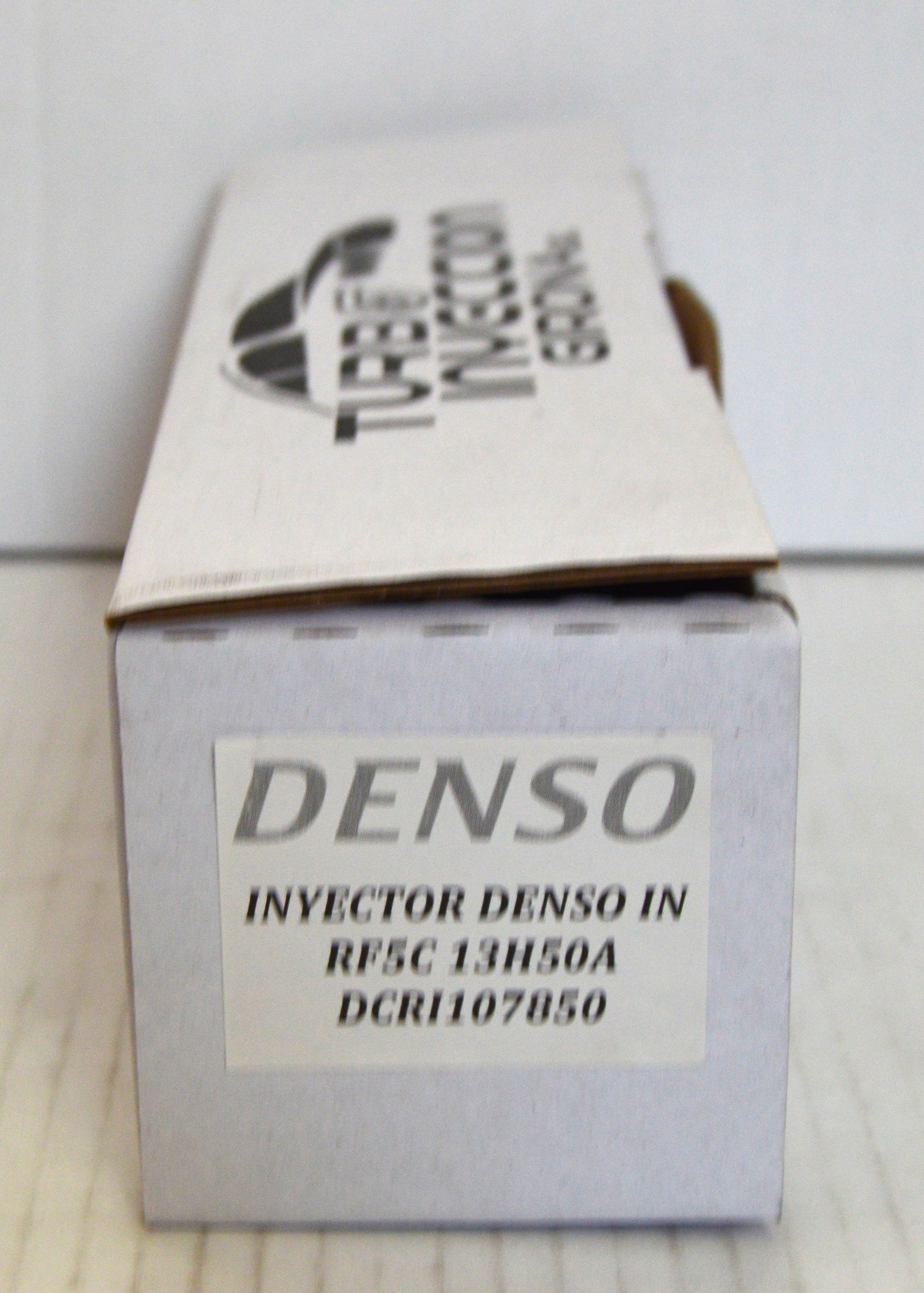 INYECTOR DENSO RF5C13H50A - REMAN